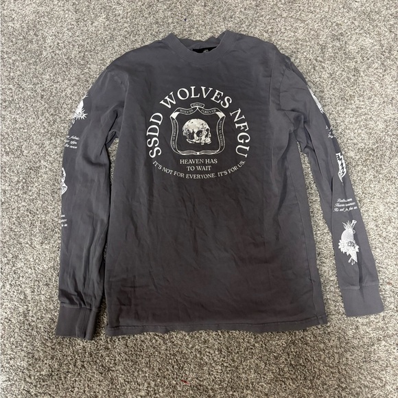 Darc Sport Tops - Darc Sport Wolves Graphic Long Sleeve Tee - Dark Gray